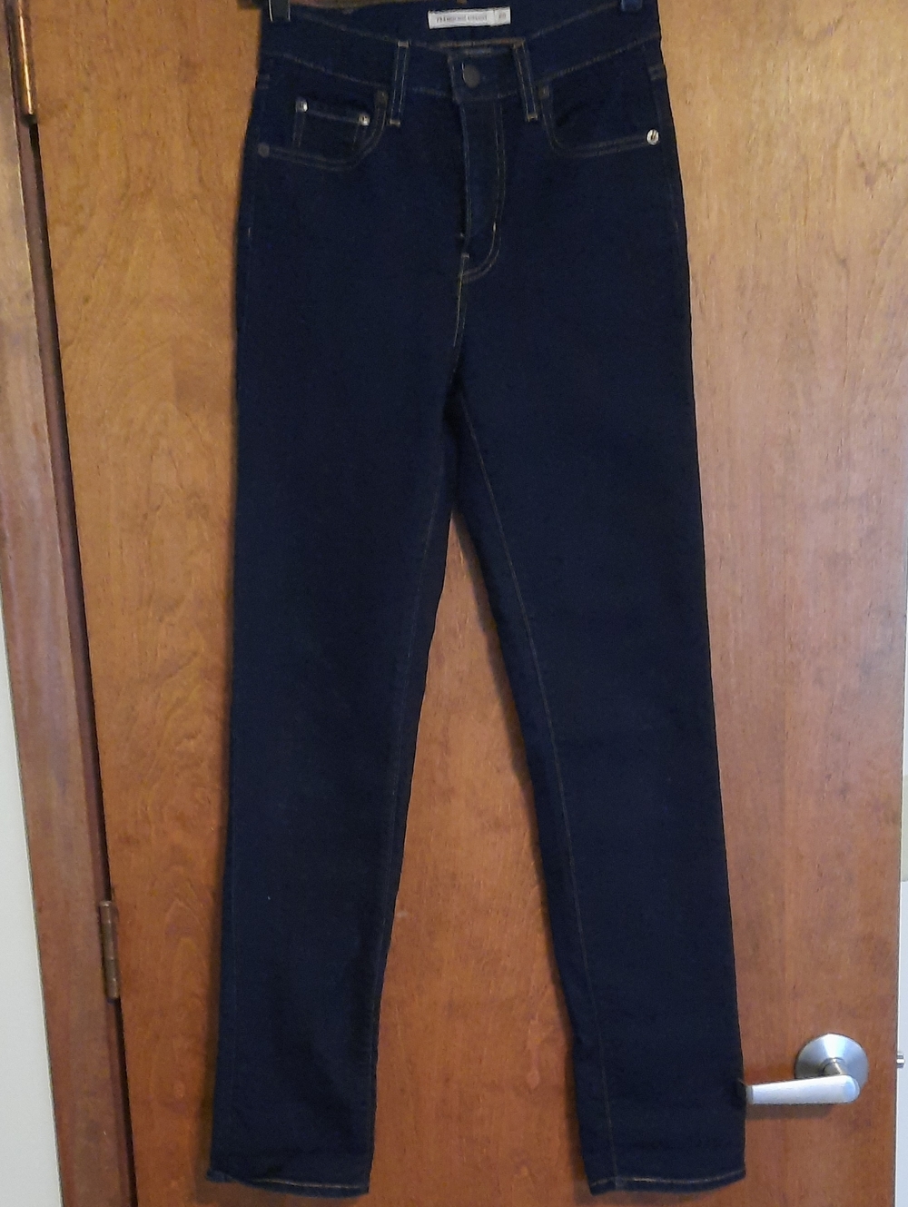 Levi's Women's Skinny Jeans in Dark Blue Denim